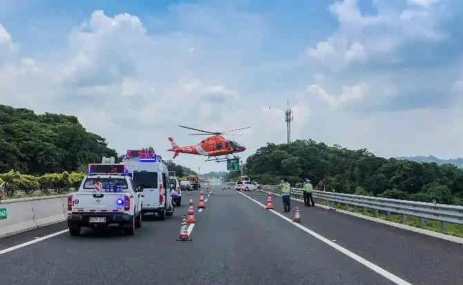 北湖区高速公路汽车救援案例