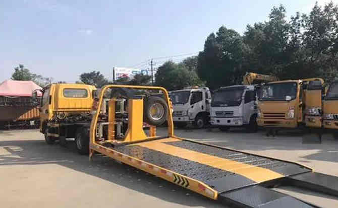 北湖区汽车中途维修案例